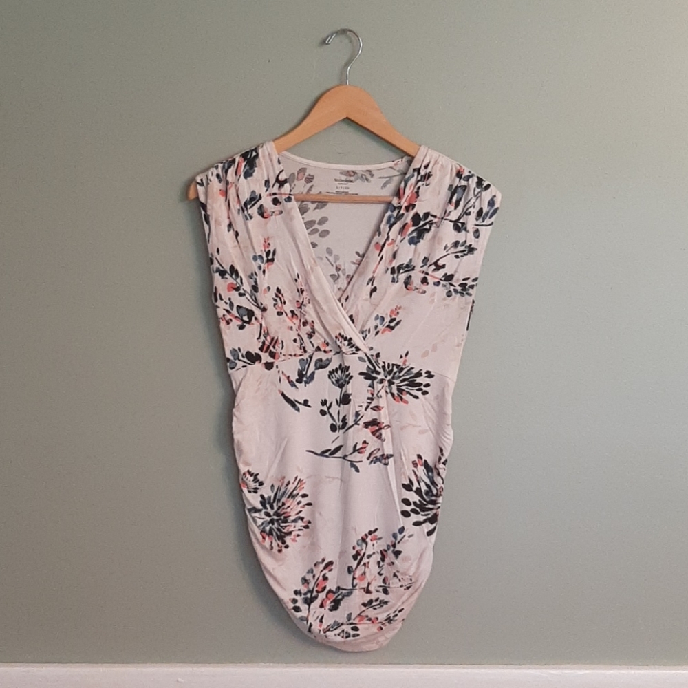 🍋Motherhood top Size Small..cute - Picture 1 of 3